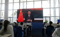 시진핑 “중국 절대 패권 추구하지 않을 것…내정간섭은 안 돼”