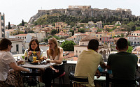 &quot;코로나에도 관광 수입 포기 못해&quot; 그리스, 외국인 입국 재개