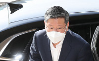 경찰 '택시기사 폭행' 의혹 이용구 소환…증거인멸교사 혐의