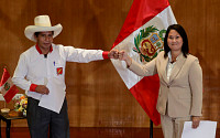 페루 대선 개표 종료…카스티요 간발 앞섰지만 최종 당선 아직