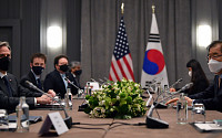 한미 외교장관, 영국서 회담...“비핵화 협력 재확인”