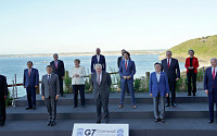 문 대통령, G7서 '온실가스감축목표 추가 상향' 재확인
