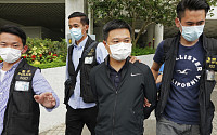 홍콩 경찰, 반중 매체 빈과일보 자산 동결...편집국장 체포