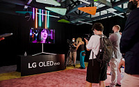 LG 올레드 TV, 스페인 에스네 대학과 디지털아트 전시회