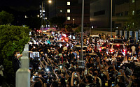 ‘폐간’ 홍콩 빈과일보 논설위원, 공항서 경찰에 체포