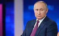 푸틴, 자가격리로 중요 일정 취소…“핵심 인사 코로나19 확진”