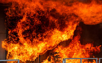 부산외대 기숙사서 방화추정 화재…방화범 긴급 체포