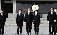 [포토] 현충원 나서는 이재명 지사