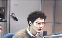 보는 라디오 조인성 효과? '역시 조인성'