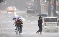 [일기예보] 전국 천둥·번개 동반한 소나기…내륙 ‘폭염특보’에 ‘열대야’