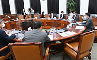 정보위, 국정원 불법사찰 재발방지 결의안 의결