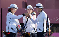 [속보] 한국 여자양궁, 도쿄올림픽 단체전 9연패 달성