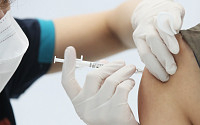 국내도 ‘부스터샷’ 검토…예방효과 높은 mRNA 백신 적기 공급이 관건