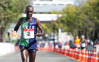[도쿄올림픽] 허벅지 통증에…마라톤 오주한, 15㎞ 지점 앞두고 기권
