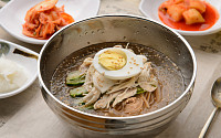 &quot;음식값, 너무 올랐다&quot;…냉면 한그릇에 1만 원·김밥은 3000원 육박