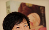 [포토]김별아,  ‘미실’  에 이은 여성소설  ‘채홍’