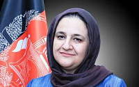 대통령 도피에도 여성 첫 교육부 장관은 아프간 지켰다