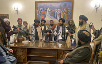 탈레반 집권에 여성 인권 탄압 우려...샤리아법이란?