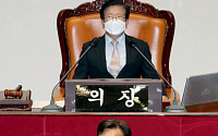 [포토] 정진석 의원, 국회부의장 선출
