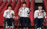 패럴림픽 탁구 여자 단체전 은메달…“파리에서 금메달 재도전”