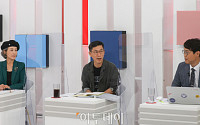 [포토] 면접관으로 '국민시그널' 참석한 진중권