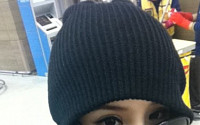 박봄 셀카, 선글라스만한 얼굴 크기… '이럴 수가'