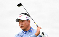 '탱크' 최경주, 한국인 첫 PGA 챔피언스투어 우승