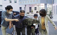 [종합] 공군 이 중사 성추행 가해자에 징역 15년 구형…유족에게 첫 공개사과