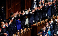 일본, 기시다 총리 취임 10일 만에 중의원 해산...31일 총선