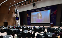 [여성 금융인 국제 콘퍼런스] 산드라 보스 “이사회 다양성, 기업 흥망성쇠와 연결”