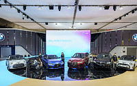 [서울모빌리티쇼] BMW, 고급 전기차 iX 공개…&quot;모빌리티 새 방향성 제시&quot;