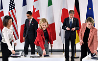 G7 회의 참석한 캐나다 외무장관 코로나19 확진
