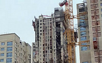 [종합] 광주 서구서 800가구 규모 주상복합 신축 공사장 건물 외벽 붕괴…3명 구조