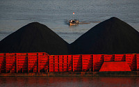 인도네시아 “선박 37척 출항해도 석탄 수출금지 기조 유지”