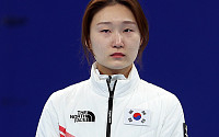 [베이징 동계올림픽] 은메달 최민정, 멈추지 못한 눈물…&quot;나도 왜 이러는지 몰라&quot;