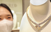 [포토] 현대백화점, 럭셔리 워치·주얼리 페어 개최…2억대 프레드 목걸이 선봬