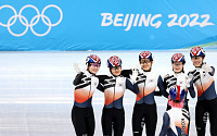 [베이징 동계올림픽] “못 뛴 선수도 포상금 받는다” 여자 쇼트트랙, 마음 씀씀이도 금메달감