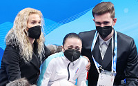 [베이징 동계올림픽] “저희 메달 주세요”…발리예바 사태로 미ㆍ일 피겨팀, 빈손 귀국