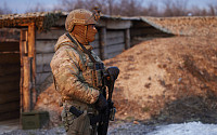우크라이나 친러 반군 “정부군이 또 공격” 주장
