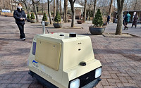 공원 안전 지키는 '자율주행 순찰 로봇'…화재 감지ㆍ방역도 척척