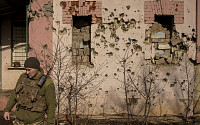 [이슈크래커] 러시아-우크라 돈바스 분쟁, 2014년 크림반도 수순 밟나