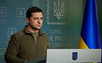 우크라이나 대통령 “러시아 사보타주 공작원, 키예프 진입…내 암살 계획”