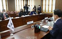 [포토] 한미 북핵수석대표 협의 회담하는 성 김 대표와 노규덕 본부장