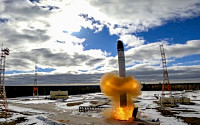 러시아, 미 본토 도달 ICBM ‘사르맛’ 시험발사 성공