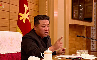 북한, 주린 배 잡고 미국 비난…“테러왕초, 사탕발림, 한미회담은 을사조약”