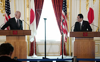 바이든·기시다 첫 대면 정상회담...일본, IPEF 참여하고 숙원사업 해결