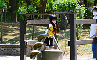 [포토] 서울숲에서 물놀이 하는 아이들