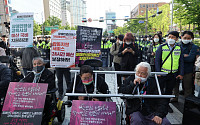전장연, ‘회현역→서울시의회’ 도로 점거 시위 재개
