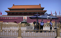 중국, 톈안먼 사태 33주년 맞아 베이징 ‘삼엄한 경계’