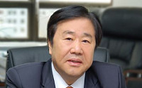 우오현 SM그룹 회장 &quot;SM스틸 초광폭 제품 생산 성공…글로벌시장 공략 모색&quot;